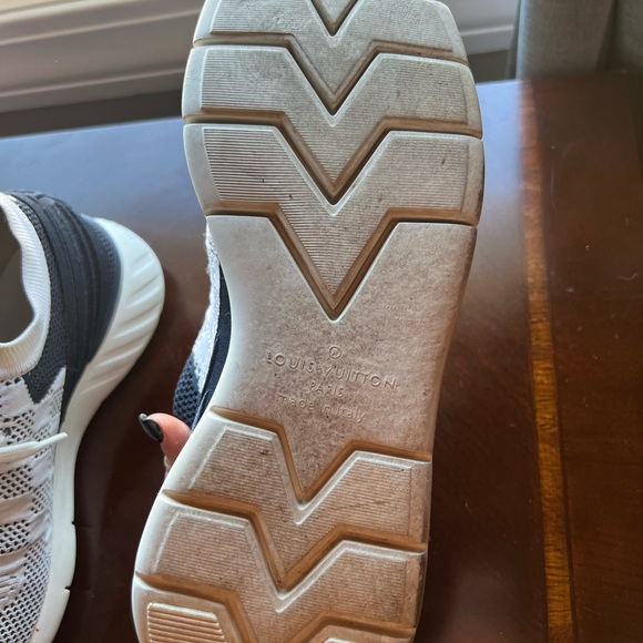 Men’s Louis Vuitton fast lane - Picture 4 of 4